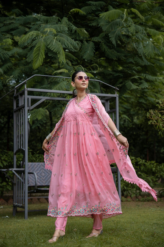 Embroidered Cape Shrug Suit Set - Pink - House of Patakha