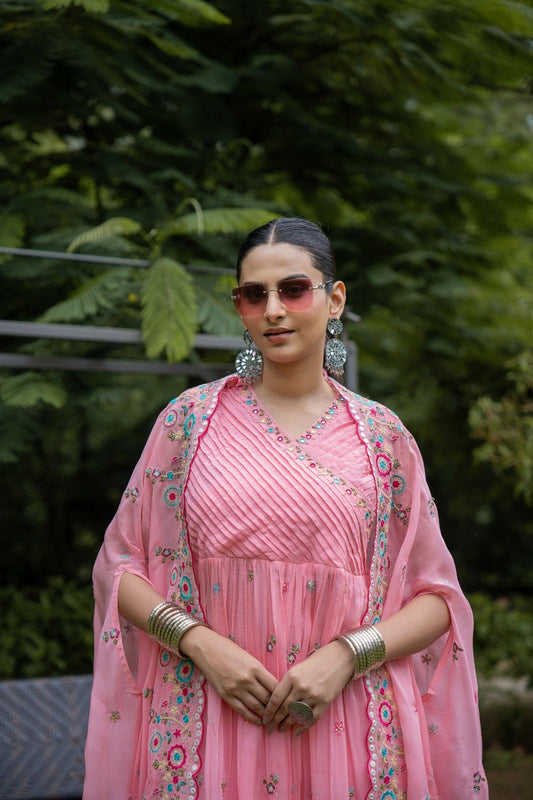 Embroidered Cape Shrug Suit Set - Pink - House of Patakha